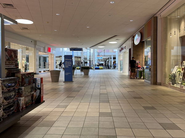 Meridian Mall - Aug 13 2022
